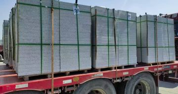 海口芝麻白花岗岩出货日常地铺石