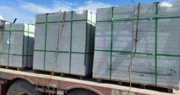 海口 芝麻白花岗岩地铺石装车日常