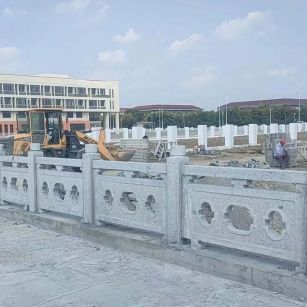 海口 白麻花岗岩荔枝面河道栏杆