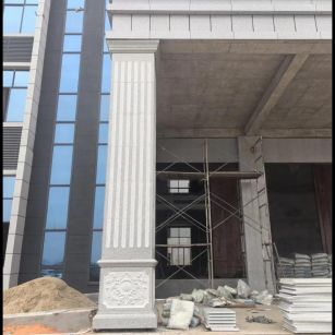 海口 芝麻白光面花岗岩门楼大柱（罗马柱）配雕花底座