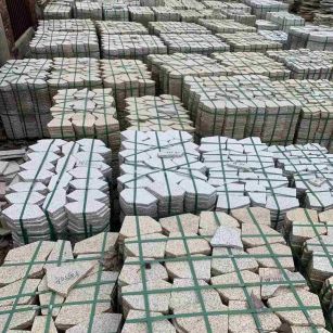 海口 黄金麻白麻花岗岩荔枝面地铺石(冰裂纹)