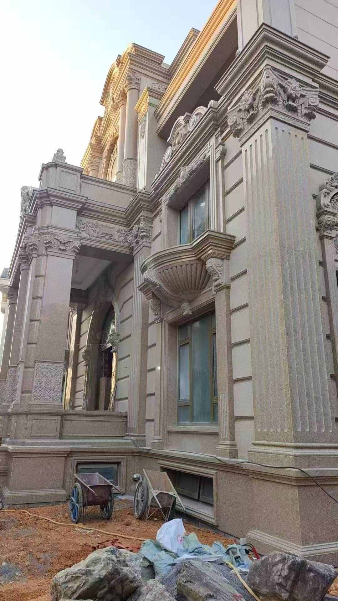 海口 黄金麻花岗岩光面别墅外墙干挂施工完成