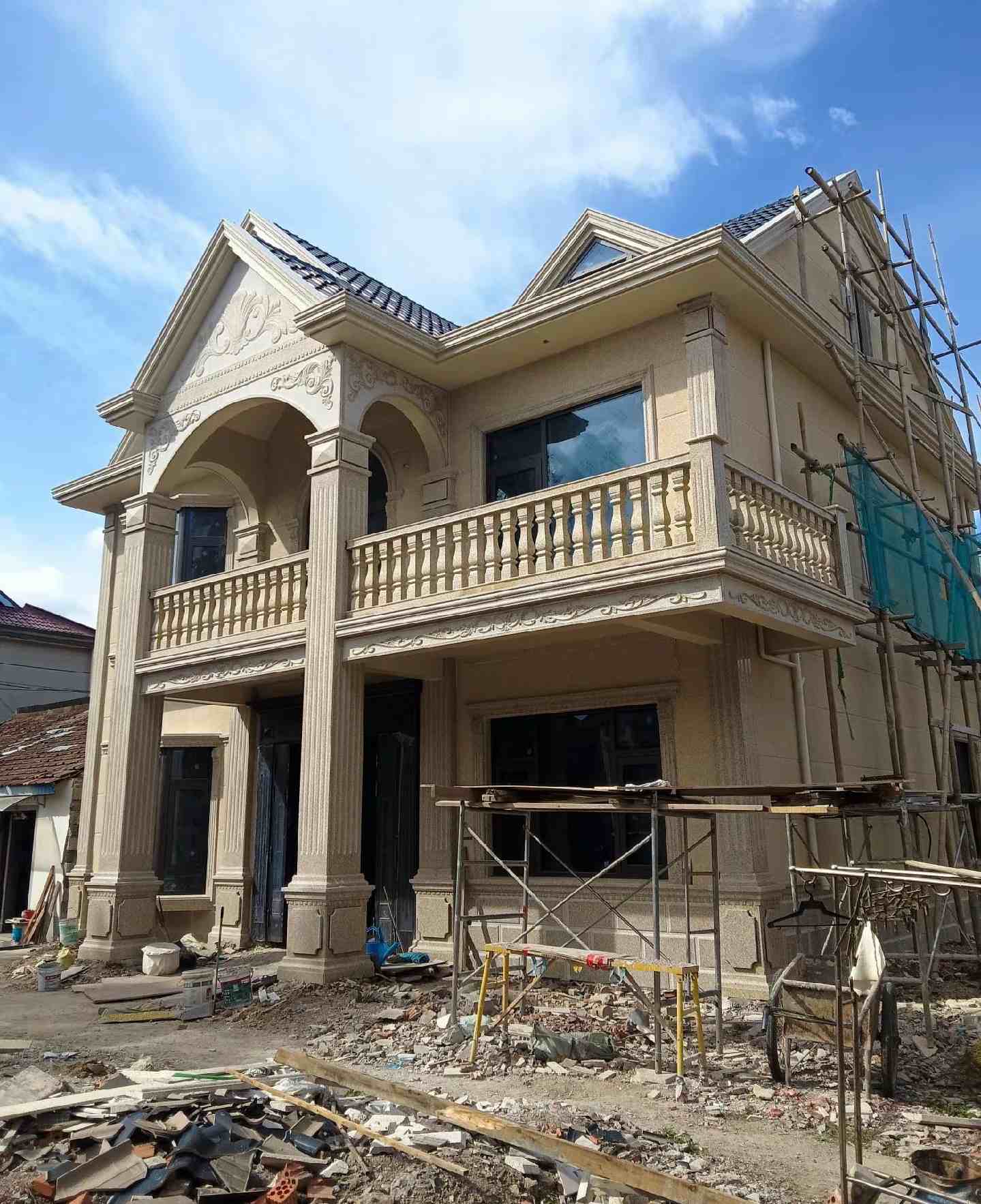 海口 黄金麻花岗岩石材私人别墅雕花门楼柱阳台栏杆