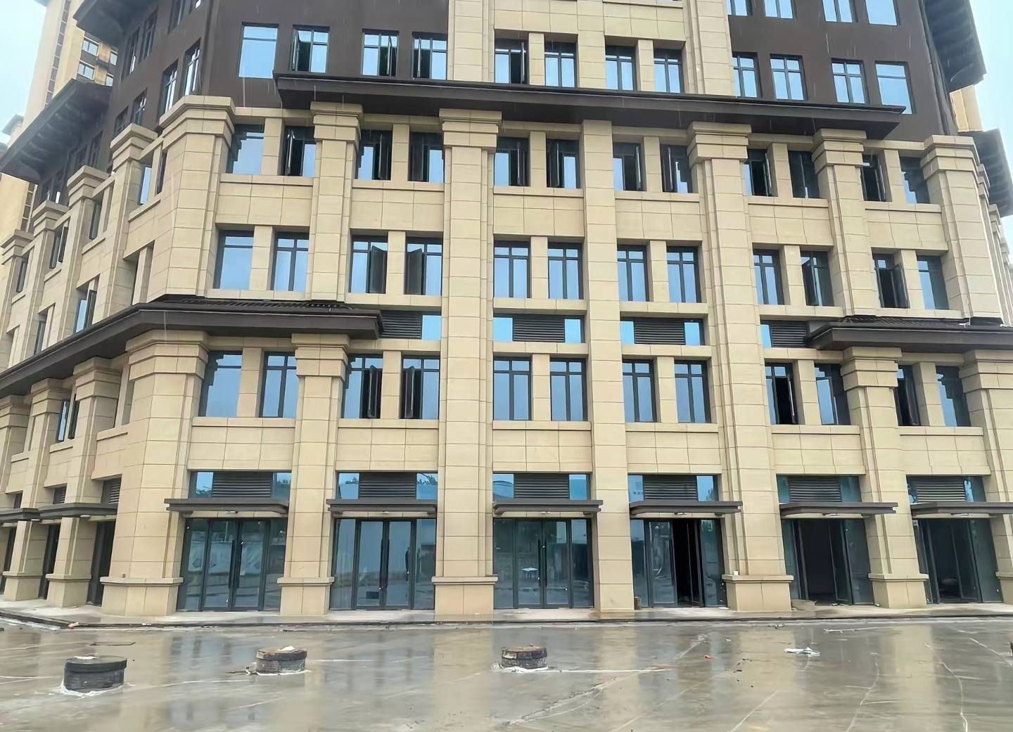 海口 黄金麻花岗岩荔枝面小区外墙干挂