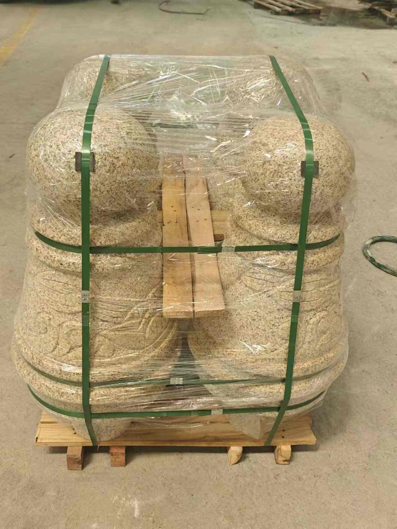 海口 黄金麻异形定制雕花——棒棒糖挡车柱