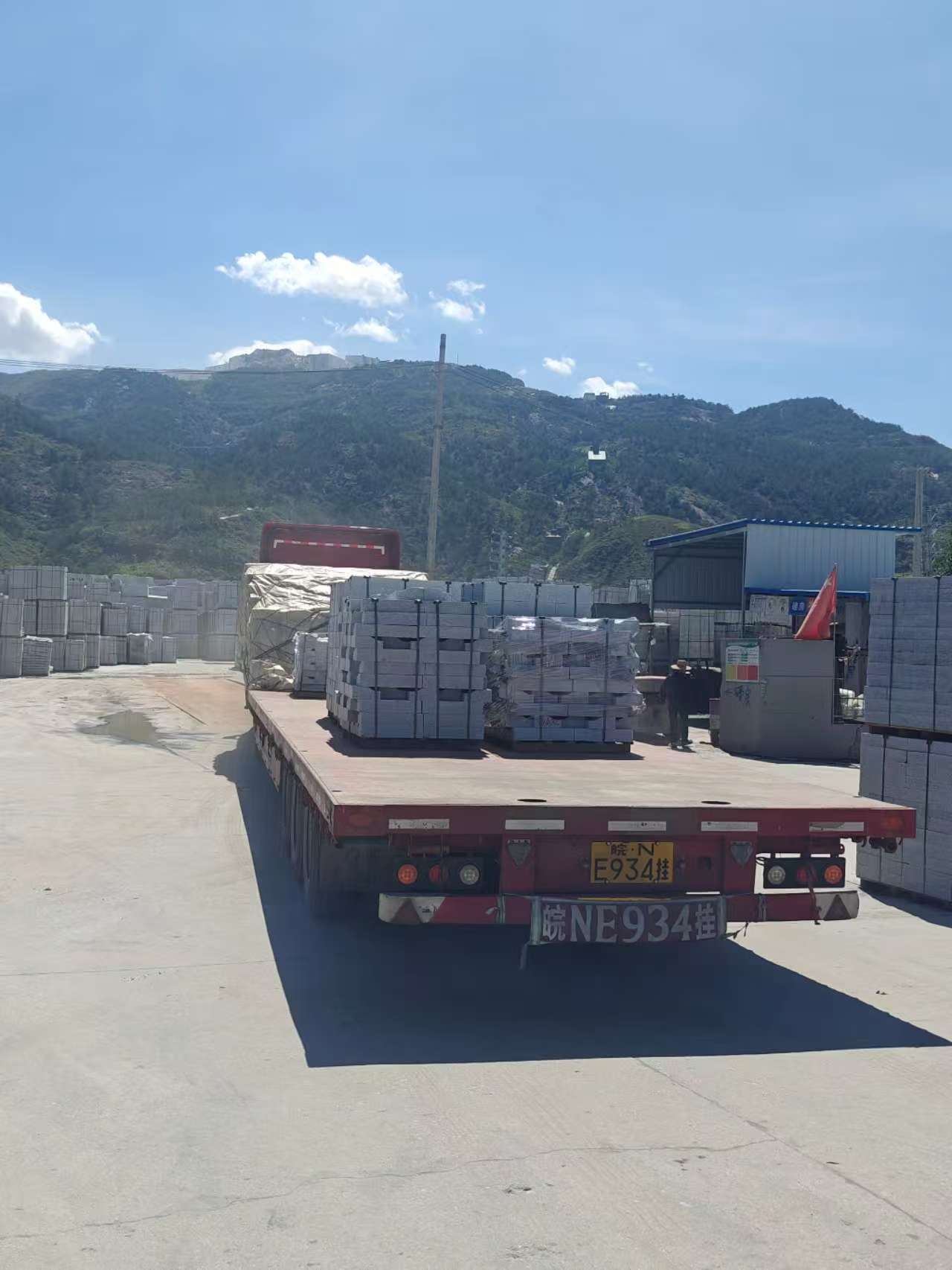 海口 芝麻白仿形路沿石，直形路沿石