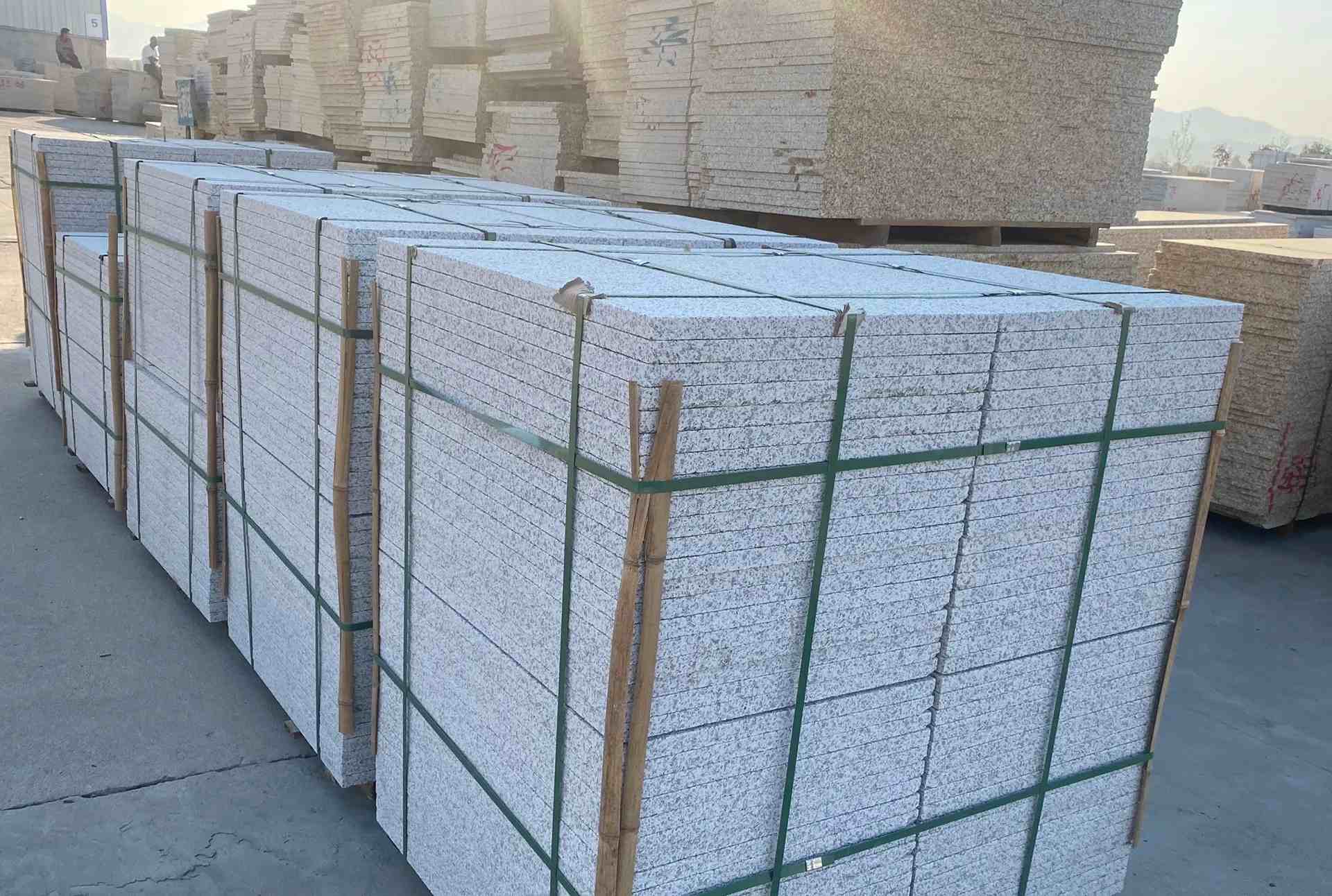 海口 白麻花岗岩荔枝面地铺石