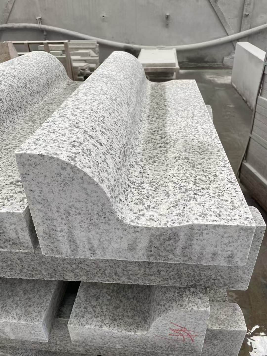 海口 白麻花岗岩S型路沿石，路侧石，马路牙子等