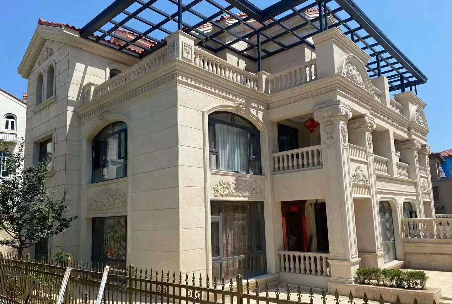 海口 黄金麻花岗岩荔枝面别墅外墙干挂