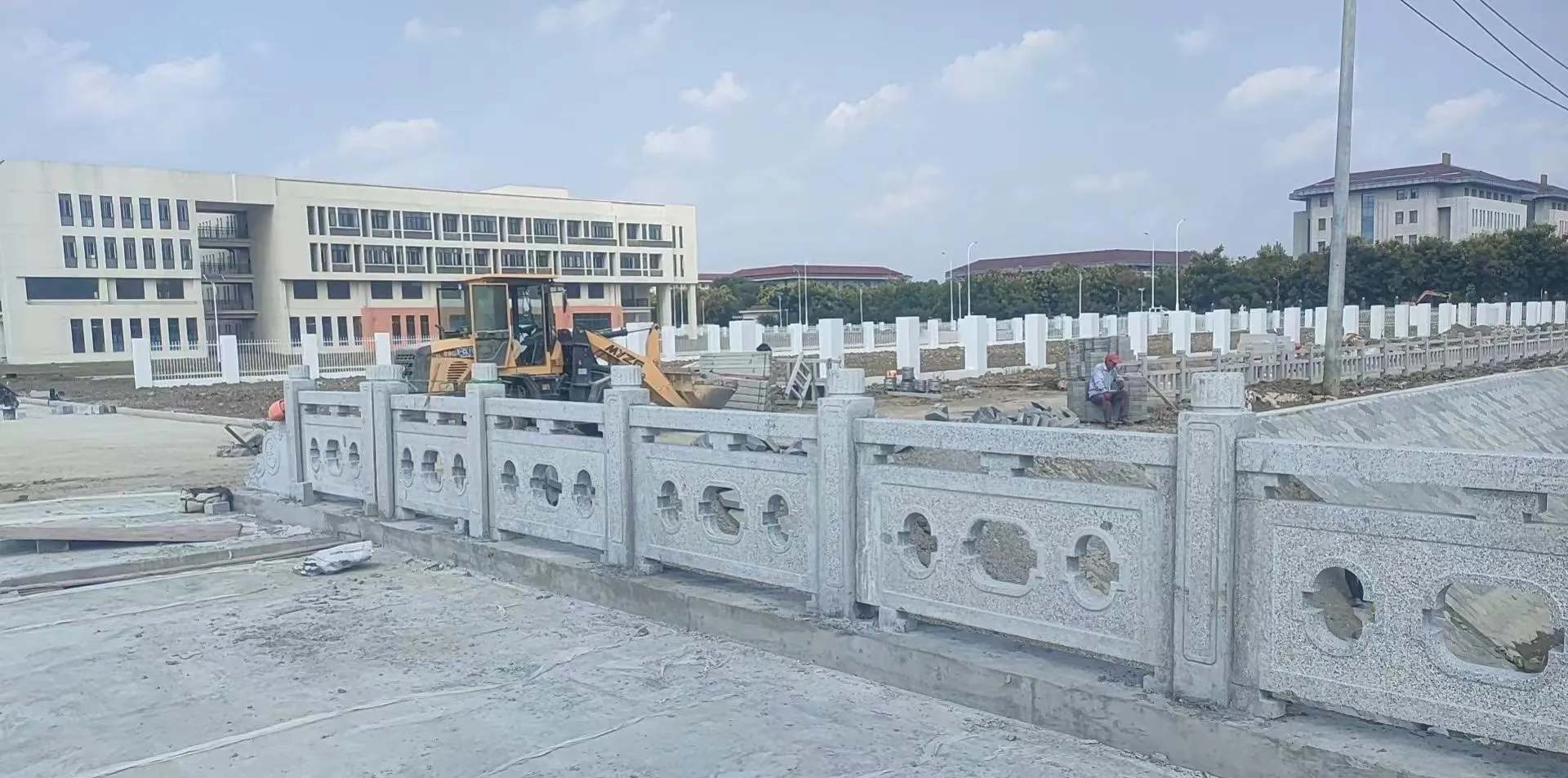 海口 白麻花岗岩荔枝面河道栏杆