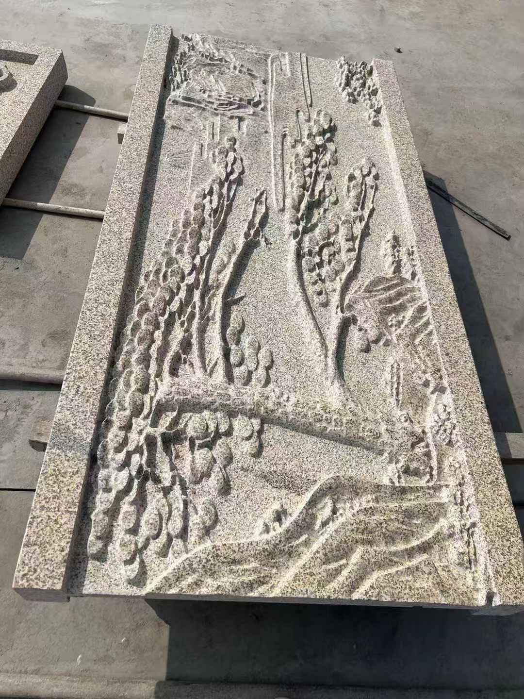 海口 黄金麻雕刻板浮雕迎客松